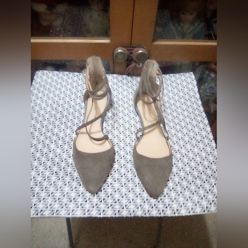 Jessica Simpson Suede Flats